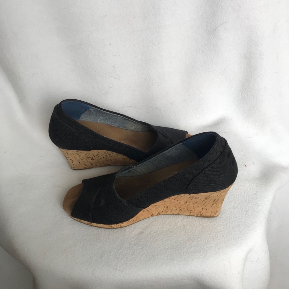 toms wedges